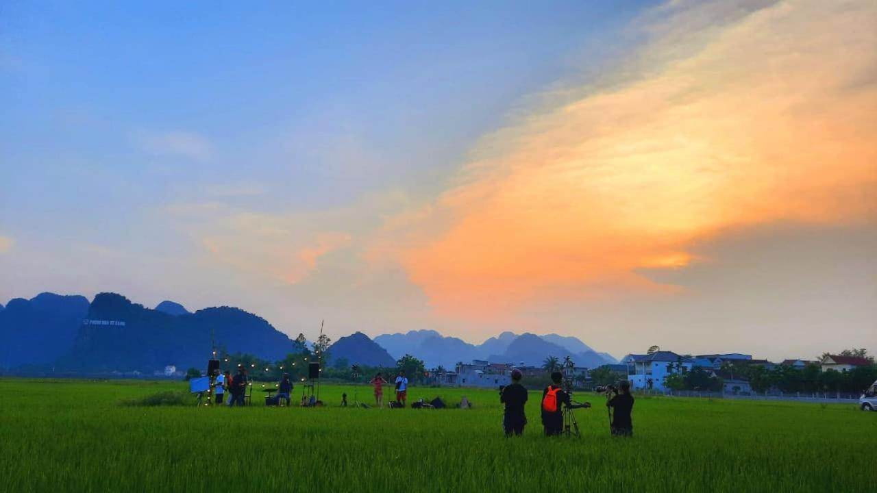 Jungle Boss Travel Lodge Phong Nha Extérieur photo