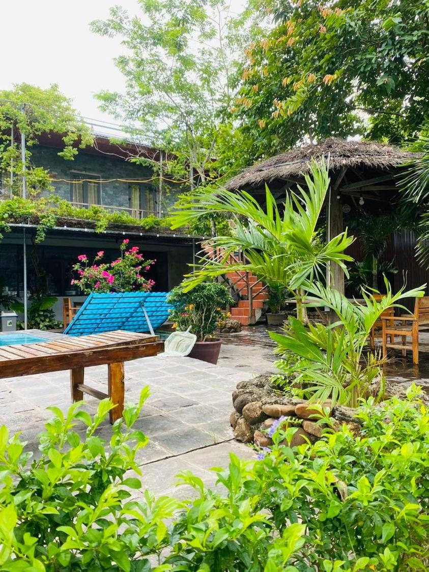 Jungle Boss Travel Lodge Phong Nha Extérieur photo
