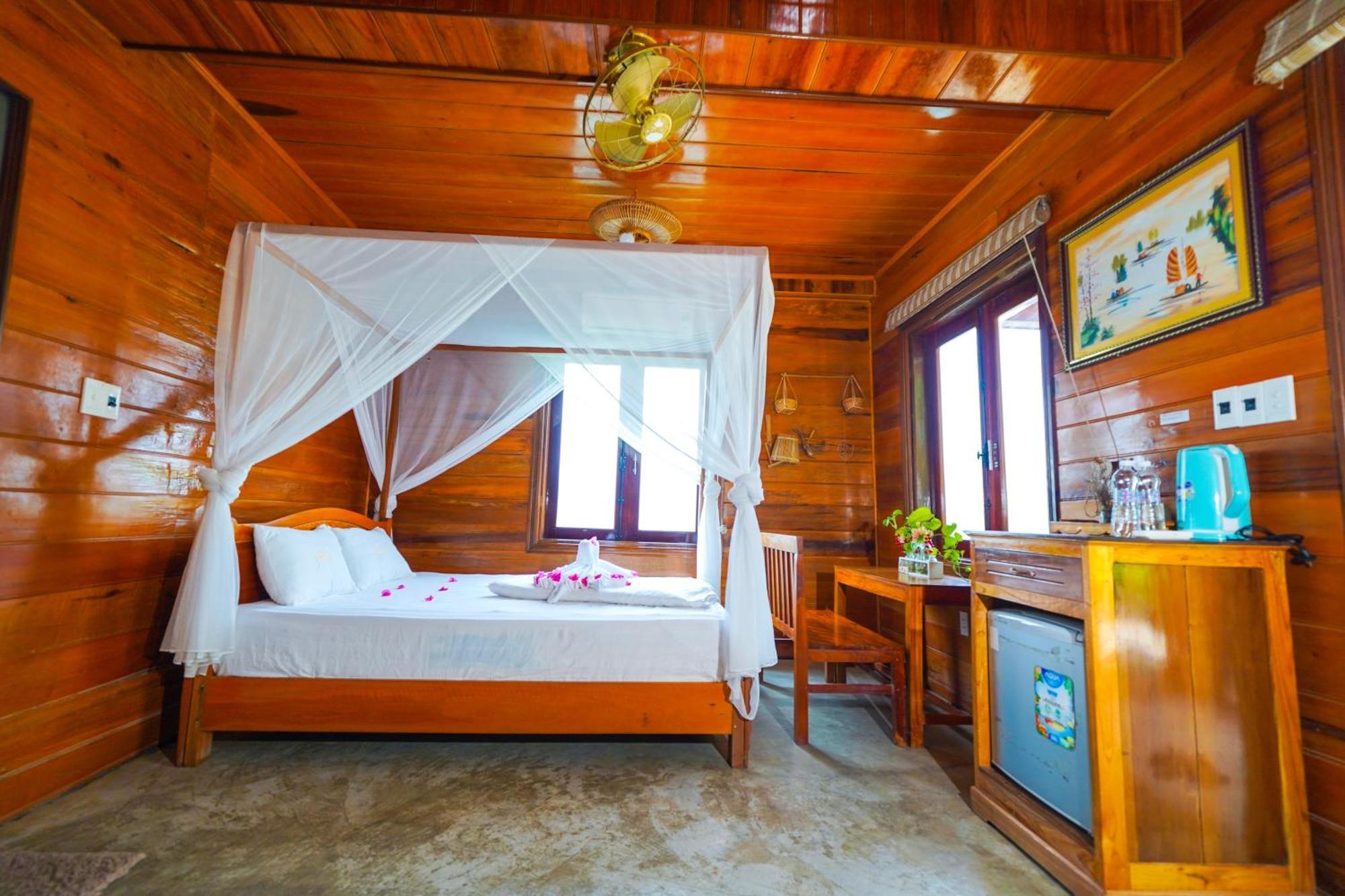 Jungle Boss Travel Lodge Phong Nha Extérieur photo