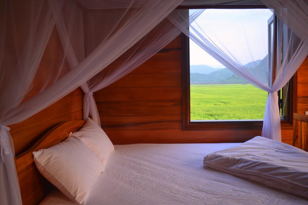 Jungle Boss Travel Lodge Phong Nha Extérieur photo